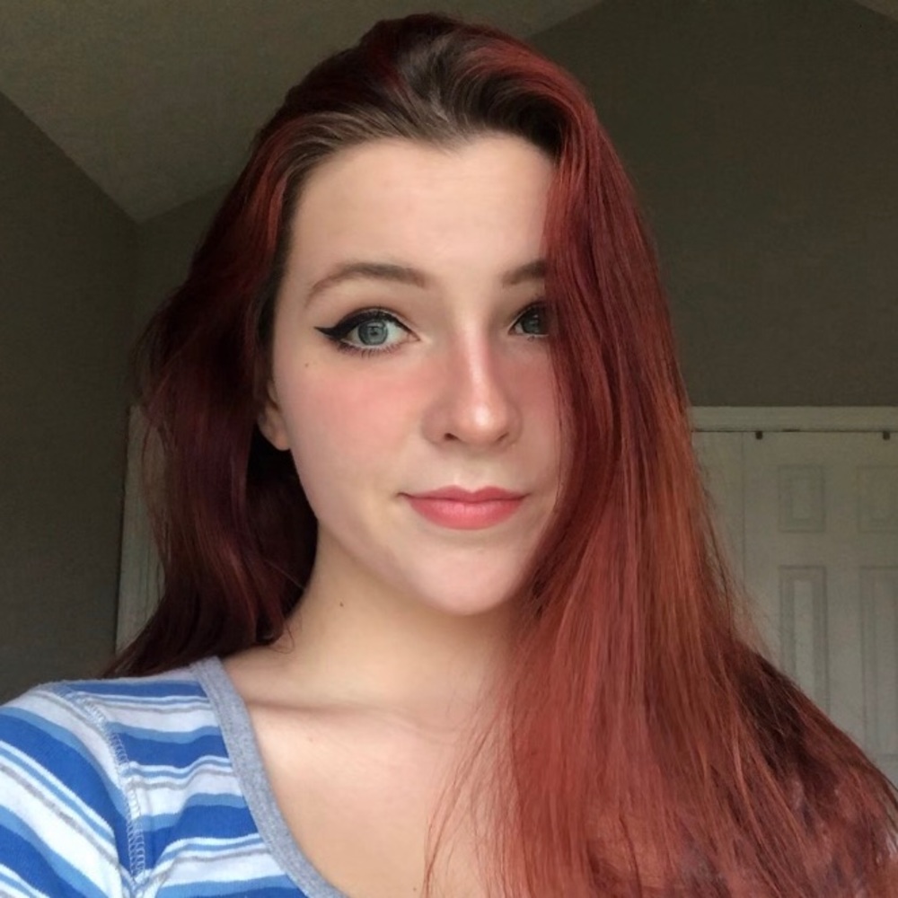 Meet your Posher, Lauren
